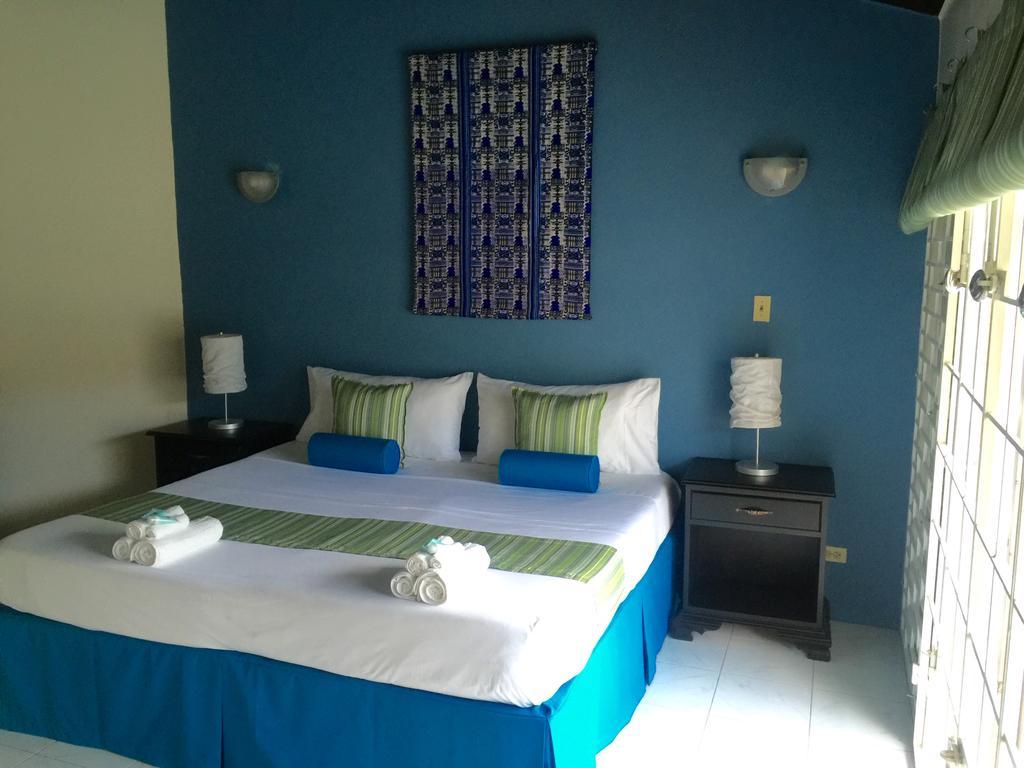 La Casa Feliz Hotell Montego Bay Exteriör bild